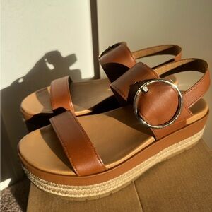UGG April Leather Espadrille Platform Sandals - size 8 - NEW IN BOX